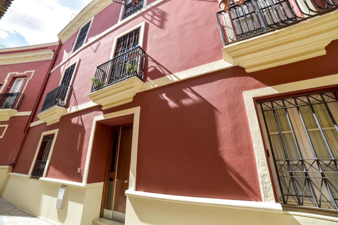Peace, Pool & Parking At Centre Apartment Sevilla Bagian luar foto